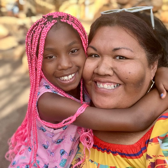 Closet for a Cause – Meet Jess | @SparkleStrongFoundation + @MagicMemoriesMayhem - Picture 8 of 17